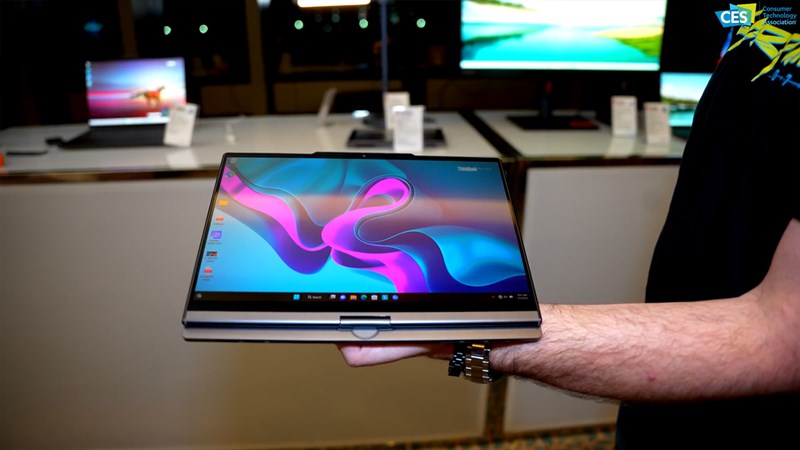 Lenovo ThinkBook Plus Twist có ngoại hình bền bỉ và mỏng nhẹ Lenovo ThinkBook Plus Twist có ngoại hình bền bỉ và mỏng nhẹ