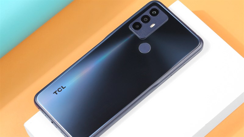 Giá TCL 30 SE hiện tại