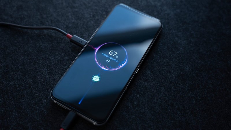 Dung lượng pin càng cao thì sạc càng lâu. Nguồn: AndroidAuthority. Dung lượng pin càng cao thì sạc càng lâu. Nguồn: AndroidAuthority.