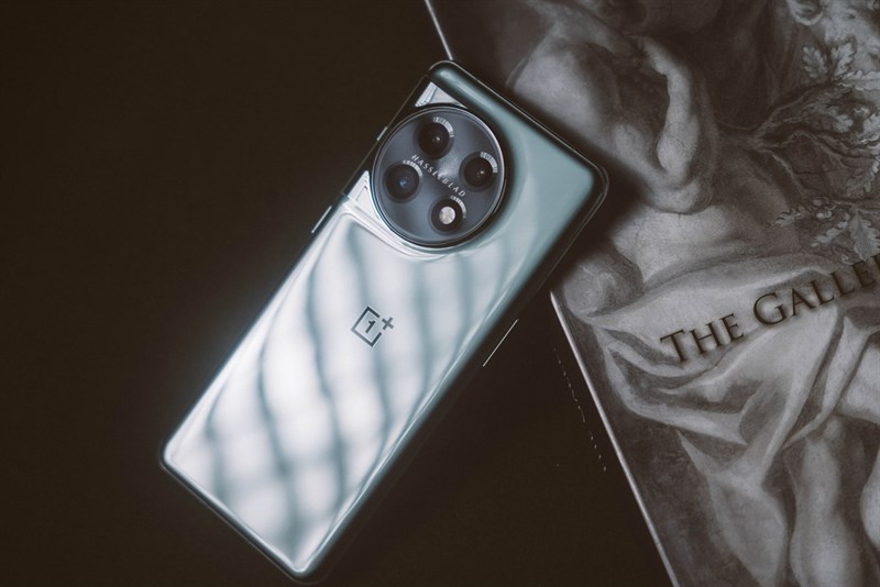 Trên tay OnePlus 11 Trên tay OnePlus 11