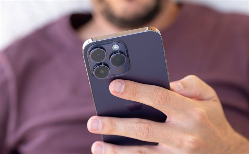iPhone 14 Pro iPhone 14 Pro