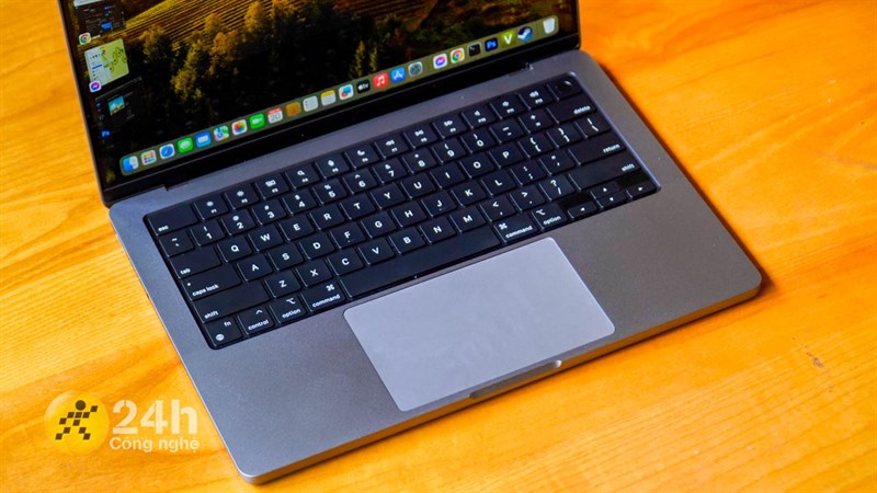 MacBook Pro 14 inch 2023 vẫn được trang bị layout bàn phím quen thuộc MacBook Pro 14 inch 2023 vẫn được trang bị layout bàn phím quen thuộc