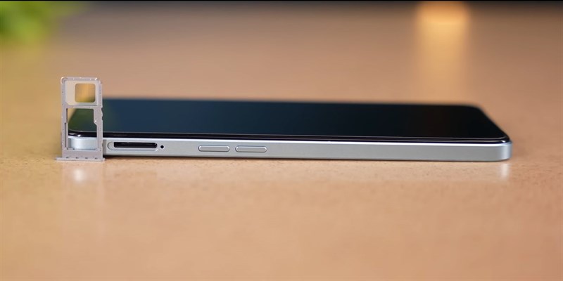 Trên tay OPPO A78 5G
