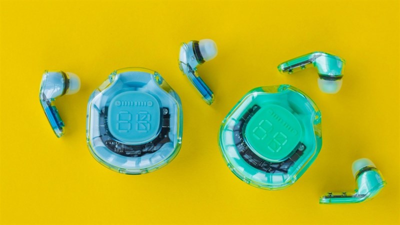 Acefast Crystal (2) Earbuds T8 có tổng thể được mình đánh giá là rất độc đáo và trẻ trung. Acefast Crystal (2) Earbuds T8 có tổng thể được mình đánh giá là rất độc đáo và trẻ trung.