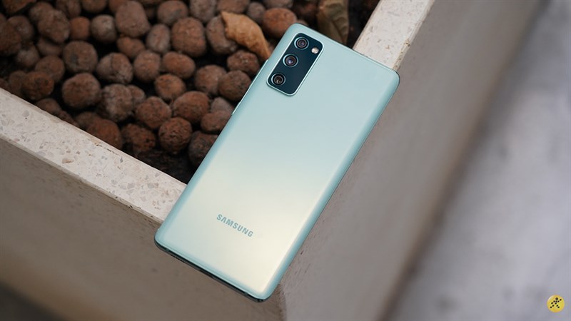 Tin được không, Galaxy S20 FE 256GB - Độc quyền tung ra ưu đãi 3 triệu Tin được không, Galaxy S20 FE 256GB - Độc quyền tung ra ưu đãi 3 triệu