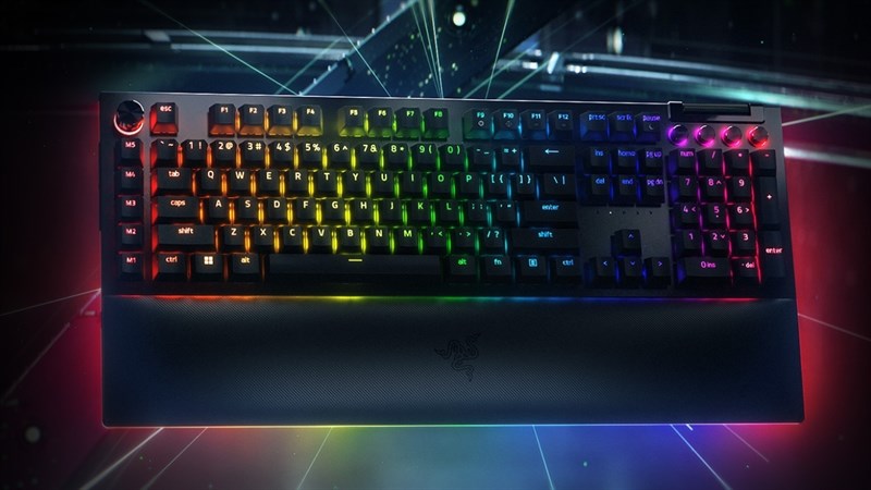 Cận cảnh Razer BlackWidow V4 Pro