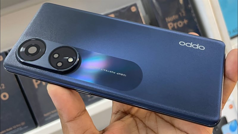 OPPO Reno8 T nổi bật với thiết kế mặt lưng có thể đổi màu siêu đẹp