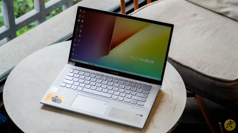 Asus VivoBook X415EA i3 1115G4 (EK1386W): Laptop cho sinh viên 2023