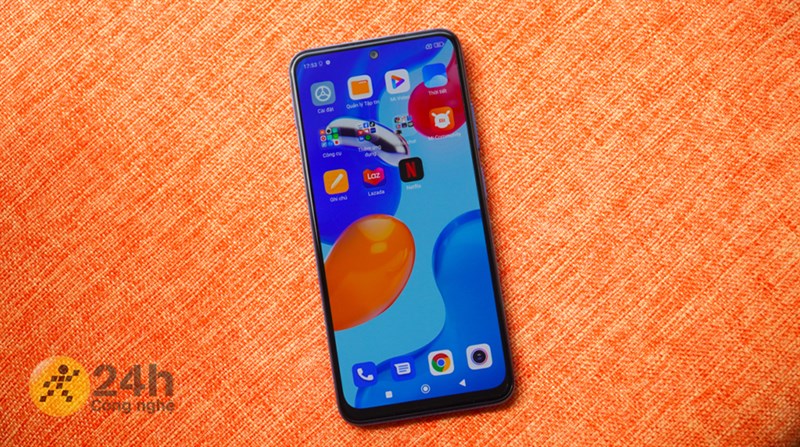 Công nghệ màn hình AMOLED là một ưu điểm của Redmi Note 11S