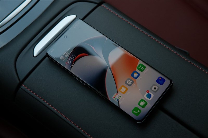 Trên tay OnePlus Ace 2: Biến thể của OnePlus 11 với ngoại hình sang trọng, cấu hình mạnh mẽ ấn tượng Trên tay OnePlus Ace 2: Biến thể của OnePlus 11 với ngoại hình sang trọng, cấu hình mạnh mẽ ấn tượng