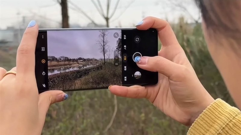 Trên tay OnePlus Ace 2: Biến thể của OnePlus 11 với ngoại hình sang trọng, cấu hình mạnh mẽ ấn tượng Trên tay OnePlus Ace 2: Biến thể của OnePlus 11 với ngoại hình sang trọng, cấu hình mạnh mẽ ấn tượng