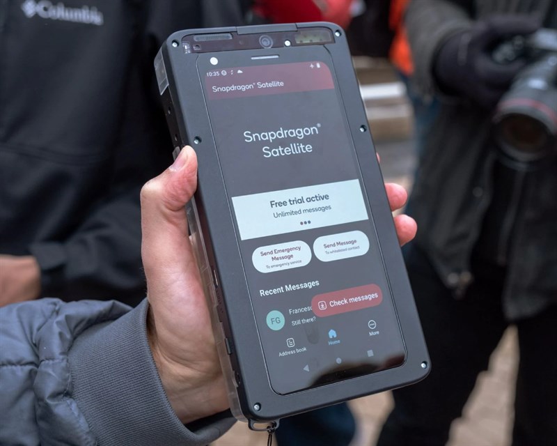 Qualcomm ra mắt Snapdragon Satellite với sự hợp tác của công ty dịch vụ vệ tinh - Iridium 