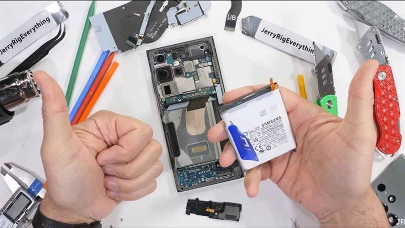 Video cho thấy Samsung Galaxy S23 Ultra rất dễ để tháo rời Video cho thấy Samsung Galaxy S23 Ultra rất dễ để tháo rời