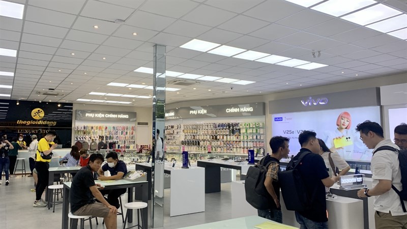 Đã xuất hiện những vị khách đầu tiên đến tham gia chương trình trải nghiệm Xiaomi 13 Series Đã xuất hiện những vị khách đầu tiên đến tham gia chương trình trải nghiệm Xiaomi 13 Series