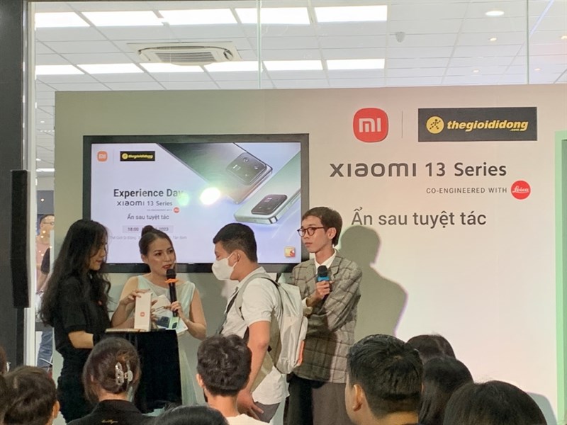 Quà tặng cho khán giả có câu hỏi hay về Xiaomi 13 Series Quà tặng cho khán giả có câu hỏi hay về Xiaomi 13 Series