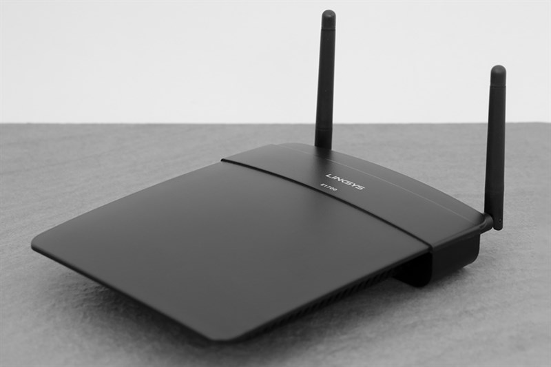 Router Wifi Linksys E1700 giảm 35% - Router đáng mua tại TGDĐ