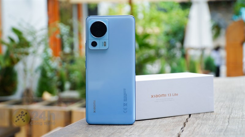Xiaomi 13 Lite sở hữu pin 4.500 mAh cùng cấu hình tốt. Xiaomi 13 Lite sở hữu pin 4.500 mAh cùng cấu hình tốt.