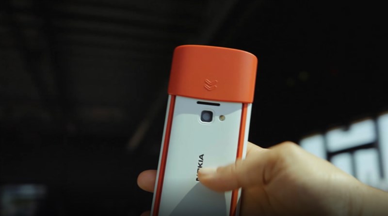 Bất ngờ 'cục gạch' giá cao hơn smartphone, TCL 305 và Nokia 5710 điện thoại nào đáng mua? Bất ngờ 'cục gạch' giá cao hơn smartphone, TCL 305 và Nokia 5710 điện thoại nào đáng mua?