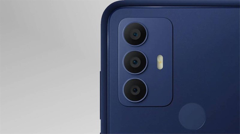 Bất ngờ 'cục gạch' giá cao hơn smartphone, TCL 305 và Nokia 5710 điện thoại nào đáng mua? Bất ngờ 'cục gạch' giá cao hơn smartphone, TCL 305 và Nokia 5710 điện thoại nào đáng mua?