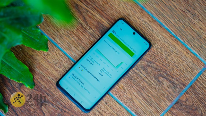 realme C55 còn có thể mang đến thời gian sử dụng lâu dài cho người dùng với viên pin 5.000 mAh realme C55 còn có thể mang đến thời gian sử dụng lâu dài cho người dùng với viên pin 5.000 mAh