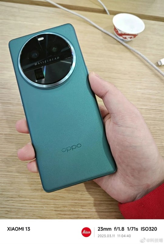 OPPO Find X6 Pro phiên bản màu xanh lá