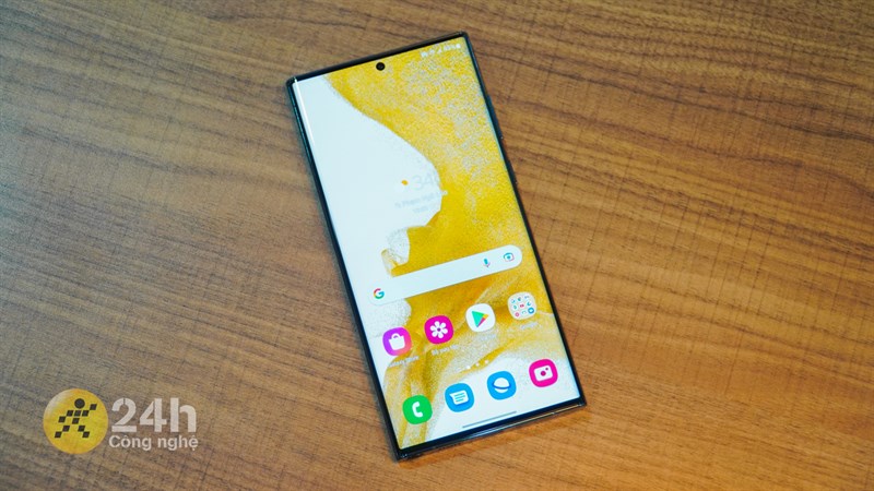 Vậy với bài test dùng liên tục từng ứng dụng thì Galaxy S22 Ultra có thể trụ được bao lâu? Vậy với bài test dùng liên tục từng ứng dụng thì Galaxy S22 Ultra có thể trụ được bao lâu?