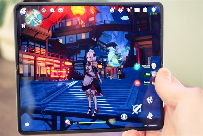 Tecno Phantom V Fold có thể hoạt động mượt mà với tựa game Genshin Impact ở chất lượng hình ảnh cao