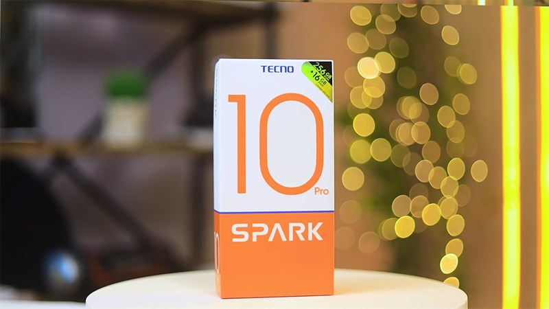 Hộp đựng Tecno Spark 10 Pro được thiết kế cực kỳ quen thuộc