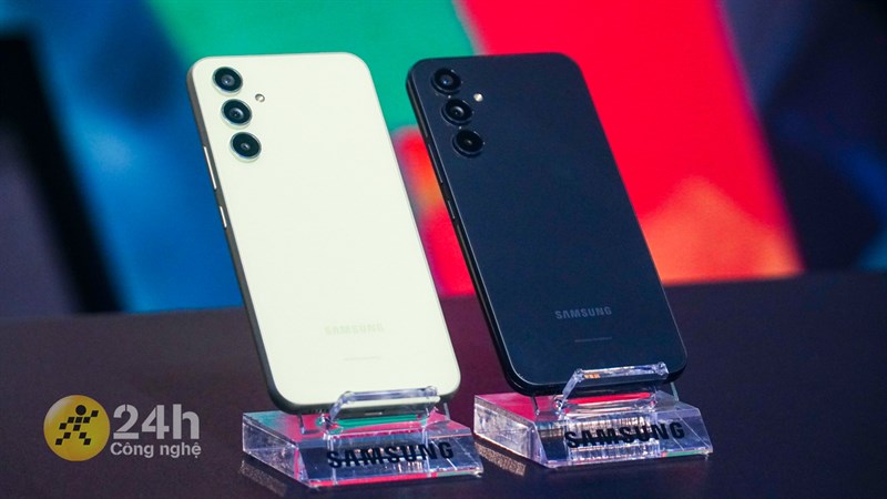 Cùng tìm hiểu các phiên bản màu sắc cực trendy trên Galaxy A34 và Galaxy A54 Cùng tìm hiểu các phiên bản màu sắc cực trendy trên Galaxy A34 và Galaxy A54