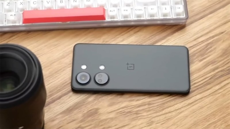 OnePlus Ace 2V sở hữu mức giá cực kỳ hấp dẫn so với những gì mà thiết bị có thể mang lại cho người dùng OnePlus Ace 2V sở hữu mức giá cực kỳ hấp dẫn so với những gì mà thiết bị có thể mang lại cho người dùng