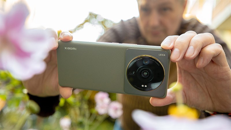 Với camera 200 MP mà còn được Leica hỗ trợ thì chất lượng hình ảnh mà Xiaomi 14 Ultra ghi lại sẽ cực kỳ tuyệt vời Với camera 200 MP mà còn được Leica hỗ trợ thì chất lượng hình ảnh mà Xiaomi 14 Ultra ghi lại sẽ cực kỳ tuyệt vời