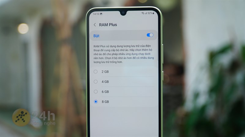Galaxy A34 5G còn được trang bị dung lượng RAM lên đến 16 GB (8 GB RAM chính + 8 GB RAM ảo).