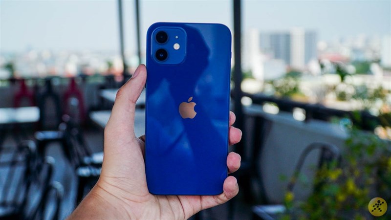 Mua ngay iPhone 12 sale sập sàn giảm đến 4.5 triệu Mua ngay iPhone 12 sale sập sàn giảm đến 4.5 triệu