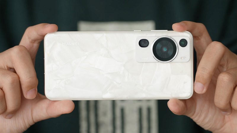 Thiết bị còn sở hữu hệ thống camera chất lượng Thiết bị còn sở hữu hệ thống camera chất lượng