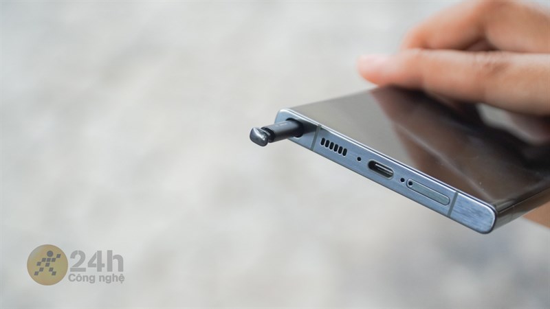 S-Pen trên Galaxy S23 Ultra 5G đã cải tiến hơn nhiều thế hệ Note trước đây. S-Pen trên Galaxy S23 Ultra 5G đã cải tiến hơn nhiều thế hệ Note trước đây.