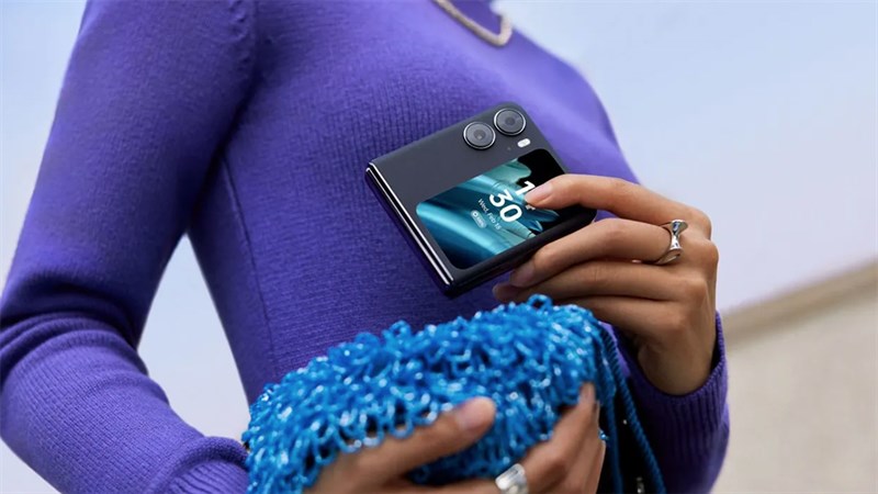 OPPO Find N2 Flip OPPO Find N2 Flip