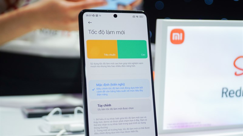 Màn hình của Redmi Note 12 Pro 5G hỗ trợ tần số quét 120 Hz.
