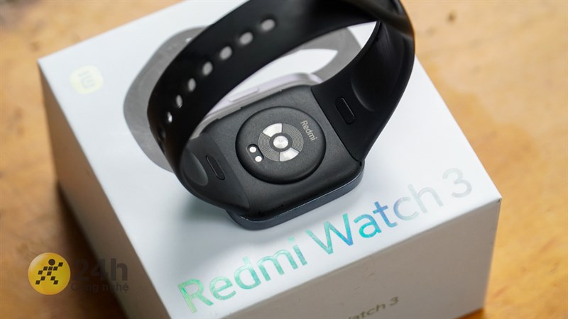 Mặt sau của Redmi Watch 3. Mặt sau của Redmi Watch 3.