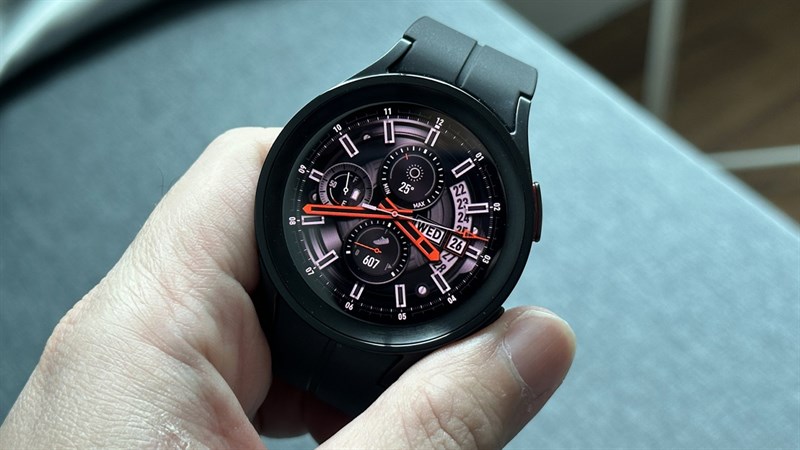 Galaxy Watch6 sẽ có màn hình lớn hơn Galaxy Watch6 sẽ có màn hình lớn hơn
