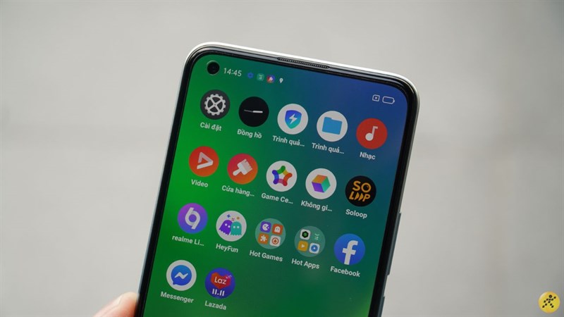 Smartphone màn hình đẹp, vô đối phân khúc tầm trung Smartphone màn hình đẹp, vô đối phân khúc tầm trung