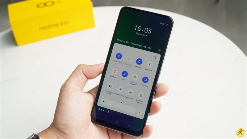 Smartphone màn hình đẹp, vô đối phân khúc tầm trung Smartphone màn hình đẹp, vô đối phân khúc tầm trung