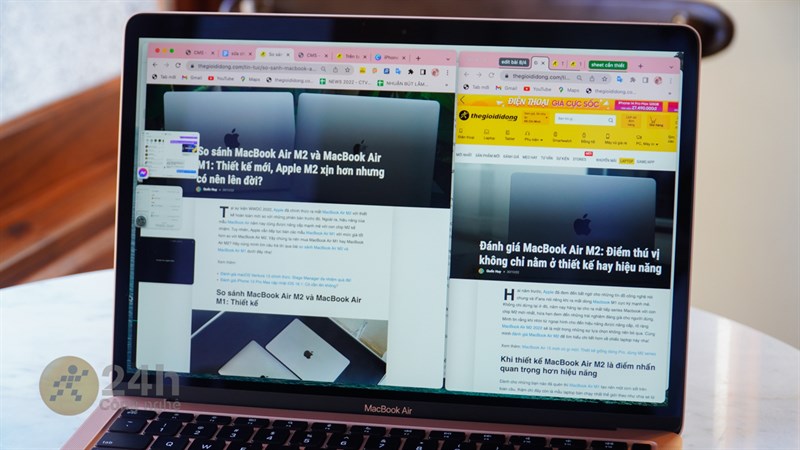 Màn hình 13.3 inch của MacBook Air M1 là hơi bé để mình có thể sử dụng đa nhiệm nhiều ứng dụng/tác vụ cùng một lúc. Màn hình 13.3 inch của MacBook Air M1 là hơi bé để mình có thể sử dụng đa nhiệm nhiều ứng dụng/tác vụ cùng một lúc.