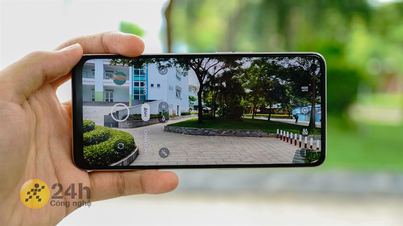 OPPO Reno7 4G: Điện thoại dưới 7 triệu đáng mua