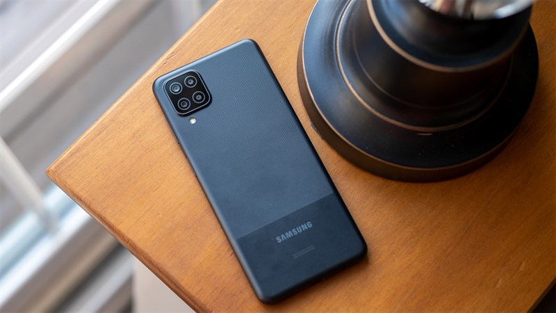 Samsung Galaxy A12 và Galaxy M12 nhận bản cập nhật One UI 5.1 Samsung Galaxy A12 và Galaxy M12 nhận bản cập nhật One UI 5.1