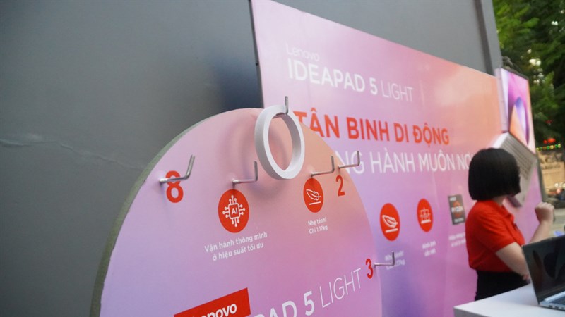Toàn cảnh sự kiện mở bán Laptop Lenovo IdeaPad Slim 5 Light Toàn cảnh sự kiện mở bán Laptop Lenovo IdeaPad Slim 5 Light