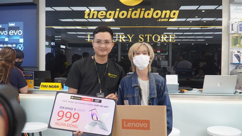 Toàn cảnh sự kiện mở bán Laptop Lenovo IdeaPad Slim 5 Light Toàn cảnh sự kiện mở bán Laptop Lenovo IdeaPad Slim 5 Light
