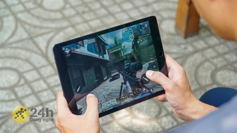 Cùng mình trải nghiệm chiến game trên iPad Gen 9 nha!