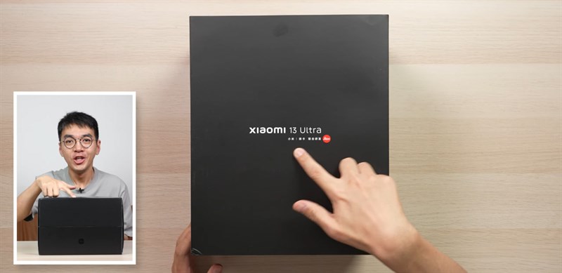 Hộp đựng Xiaomi 13 Ultra đặc biệt khi đi kèm với những món phụ kiện Leica Hộp đựng Xiaomi 13 Ultra đặc biệt khi đi kèm với những món phụ kiện Leica