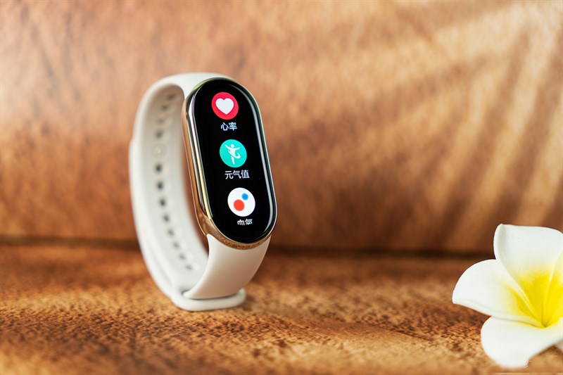 Màn hình của Xiaomi Band 8 có kích thước 1.62 inch, sử dụng tấm nền AMOLED với độ phân giải 192 x 490 pixel. Màn hình của Xiaomi Band 8 có kích thước 1.62 inch, sử dụng tấm nền AMOLED với độ phân giải 192 x 490 pixel.