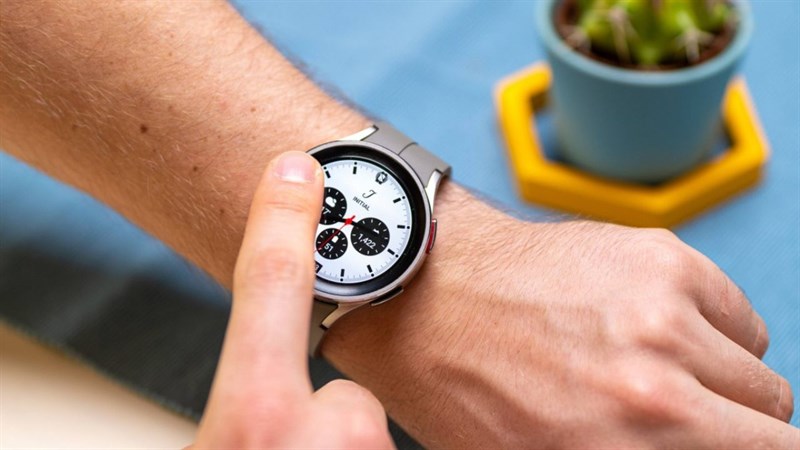 Tính năng viền xoay vật lí sẽ quay trở lại với mẫu smartwatch Samsung cao cấp tiếp theo? Tính năng viền xoay vật lí sẽ quay trở lại với mẫu smartwatch Samsung cao cấp tiếp theo?